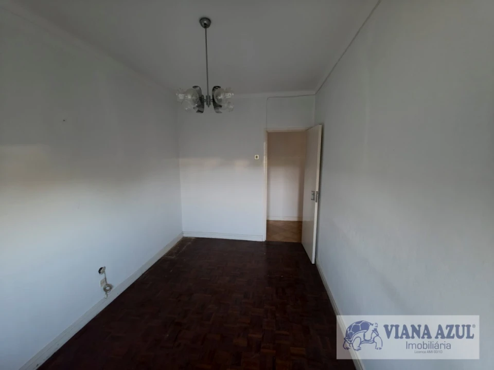 Moradia T3 para Venda em Darque Foto 14