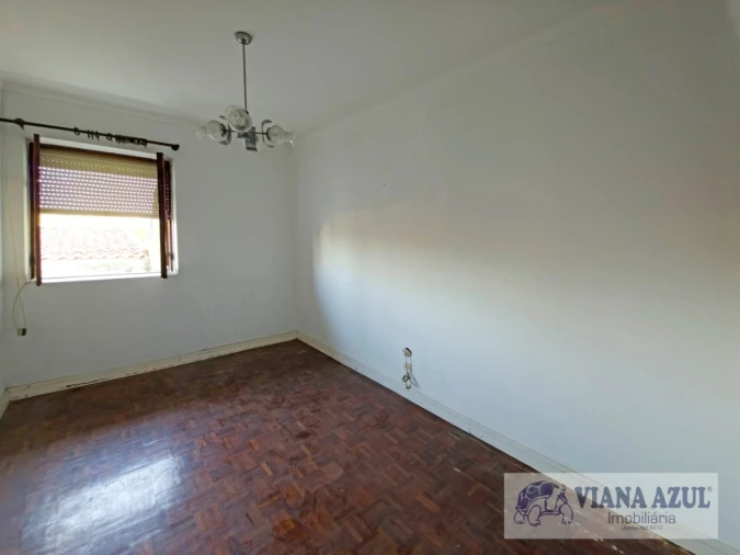 Moradia T3 para Venda em Darque Foto 13