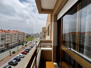 Apartamento T2 para Venda em Anta e Guetim