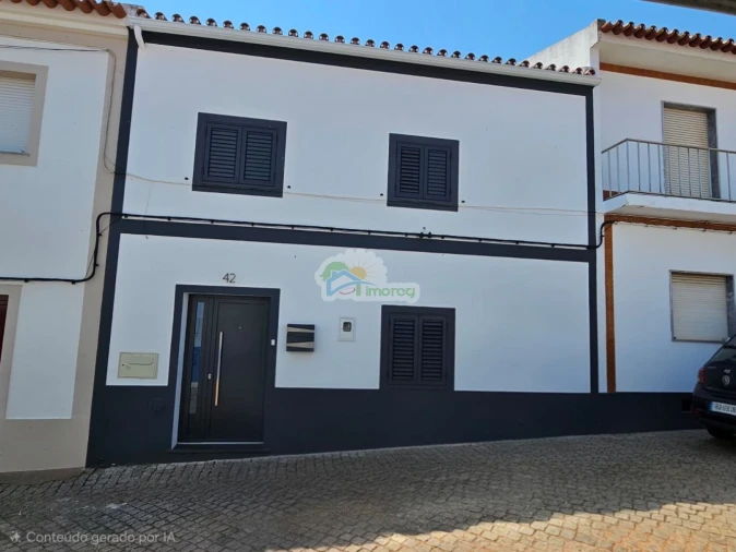 Moradia T4 para Venda em Granja Foto 2