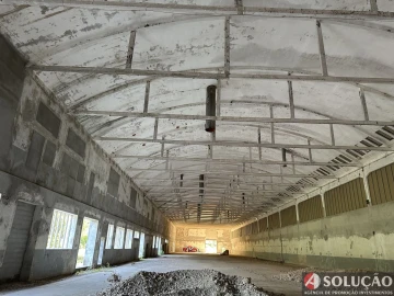 Loja para Venda em Santo Tirso, Couto (Santa Cristina e São Miguel) e Burgães