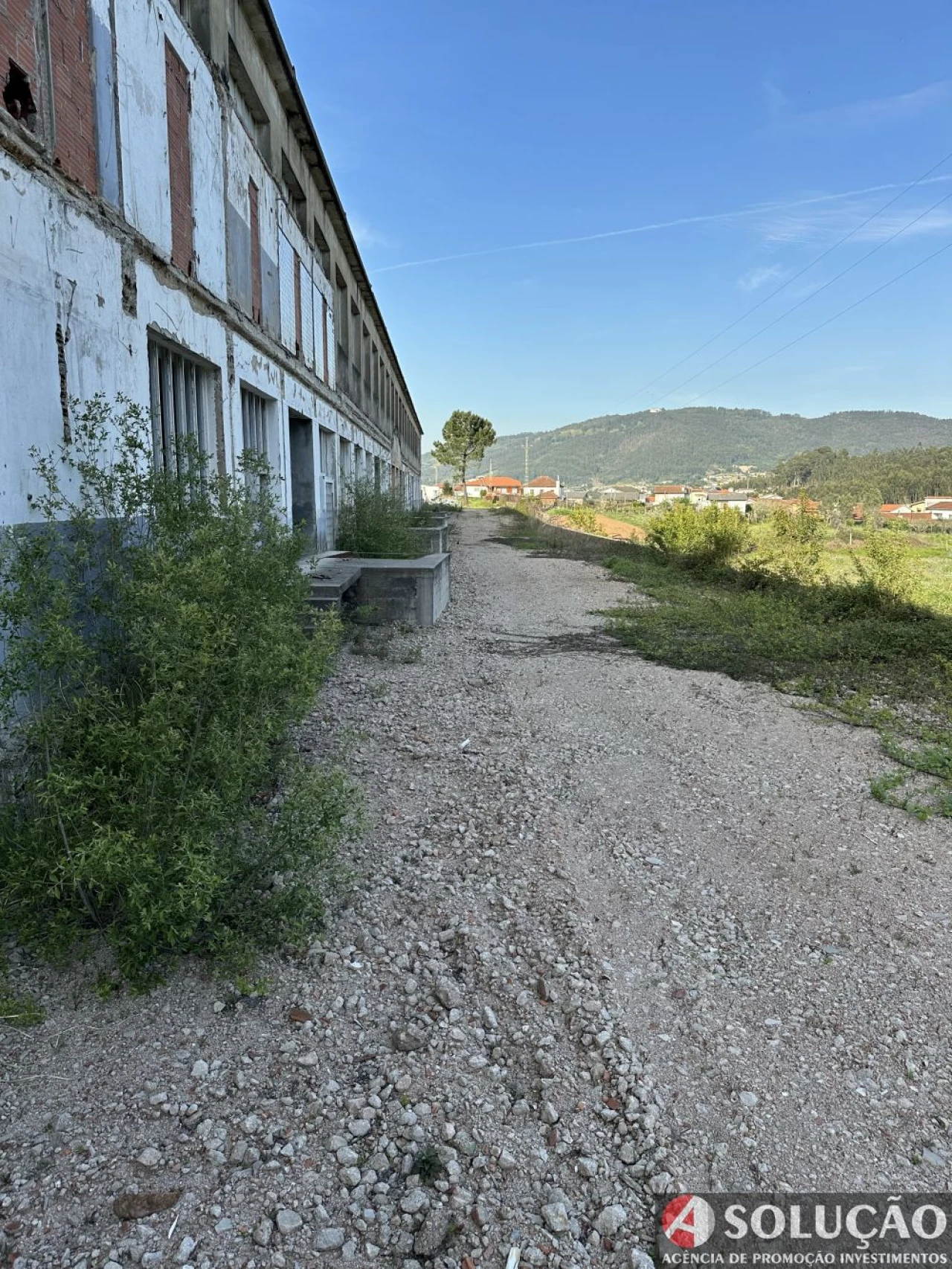 Loja para Venda em Santo Tirso, Couto (Santa Cristina e São Miguel) e Burgães Foto 16