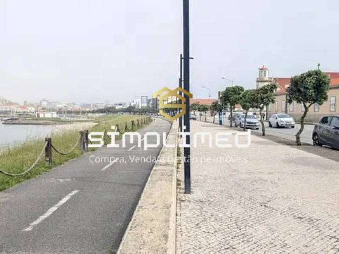 Apartamento T1 para Venda em Modivas Foto 14