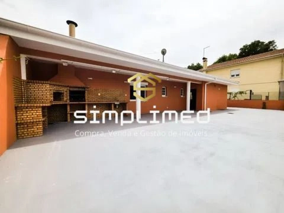 Moradia T3 para Venda em Santa Maria da Feira, Travanca, Sanfins e Espargo Foto 5