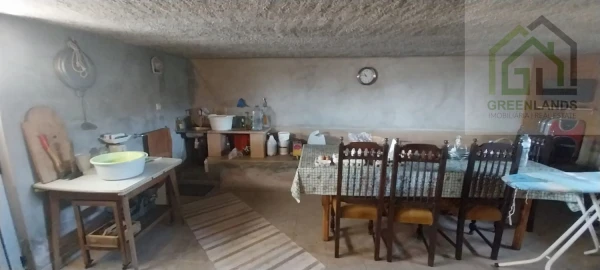 Moradia T4 para Venda em Pombeiro da Beira