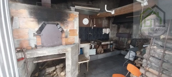 Moradia T4 para Venda em Pombeiro da Beira