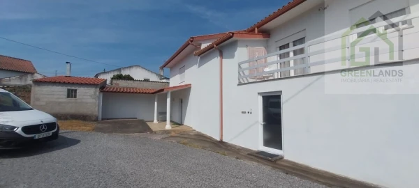 Moradia T4 para Venda em Pombeiro da Beira