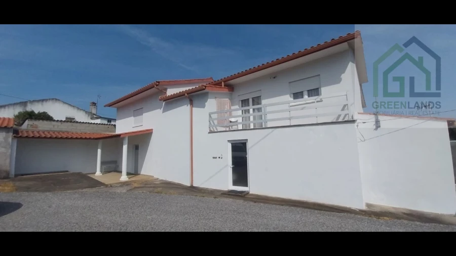 Moradia T4 para Venda em Pombeiro da Beira
