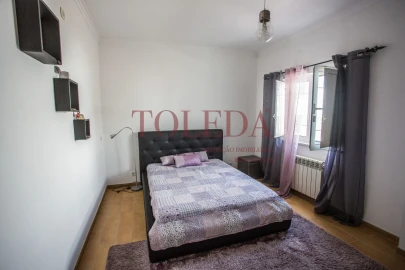 Moradia T4 para Venda em Azeitão (São Lourenço e São Simão)