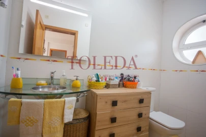 Moradia T4 para Venda em Azeitão (São Lourenço e São Simão)