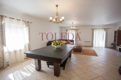 Moradia T4 para Venda em Azeitão (São Lourenço e São Simão)