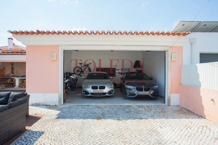 Moradia T4 para Venda em Azeitão (São Lourenço e São Simão) Foto 17