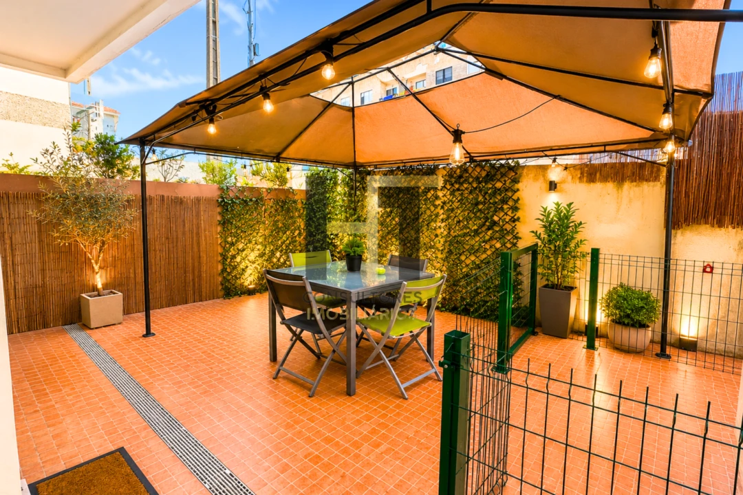 Apartamento T3 para Venda em Aguas Santas Foto 1