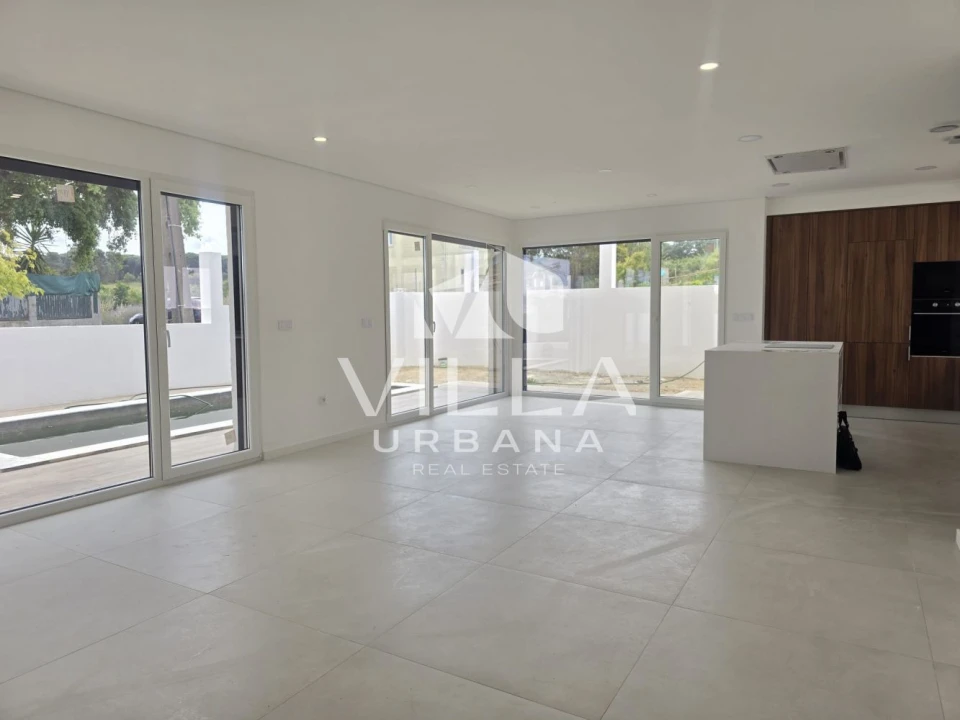 Moradia T3 para Venda em Caparica e Trafaria Foto 2