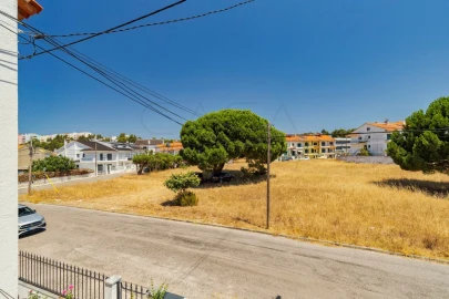 Moradia T4 para Venda em Corroios
