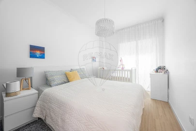 Apartamento T2 para Venda em Póvoa de Santa Iria e Forte da Casa