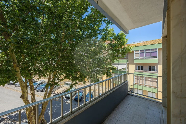 Apartamento T2 para Venda em Póvoa de Santa Iria e Forte da Casa Foto 11