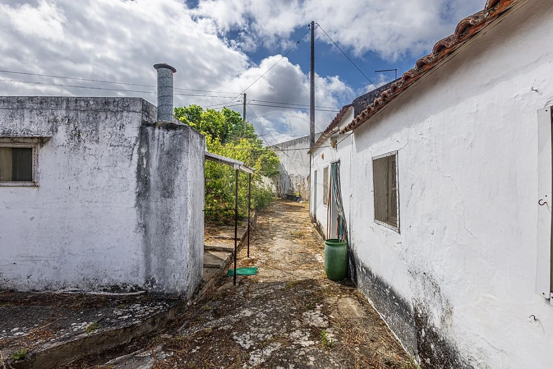 Moradia T2 para Venda em Povoa da Isenta Foto 47