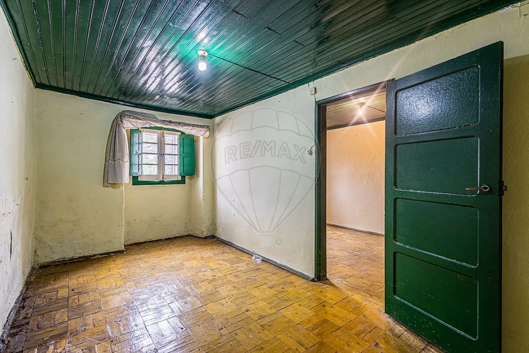 Moradia T2 para Venda em Povoa da Isenta Foto 5