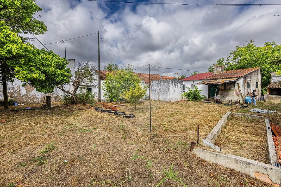 Moradia T2 para Venda em Povoa da Isenta Foto 44