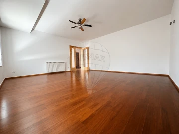 Apartamento T2 para Venda em Oliveira do Douro