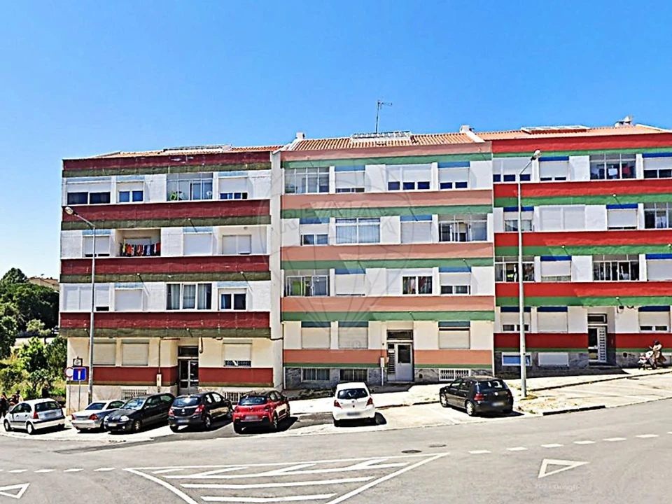 Apartamento T2 para Venda em Rio de Mouro Foto 8