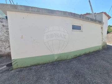 Negócio para Venda em Aldeia Galega da Merceana e Aldeia Gavinha