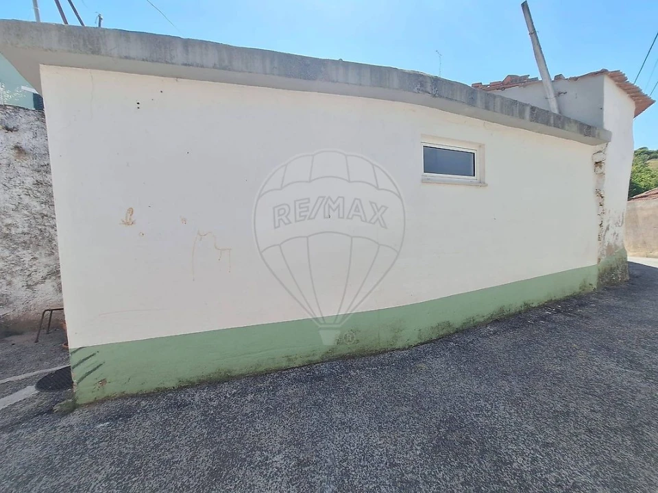 Armazém para Venda em Aldeia Galega da Merceana e Aldeia Gavinha Foto 1