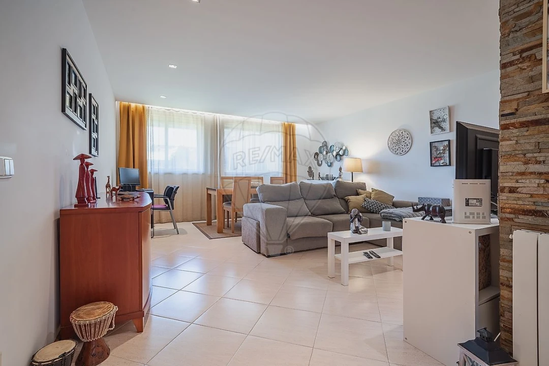 Apartamento T1 para Venda em Pedroso e Seixezelo Foto 2