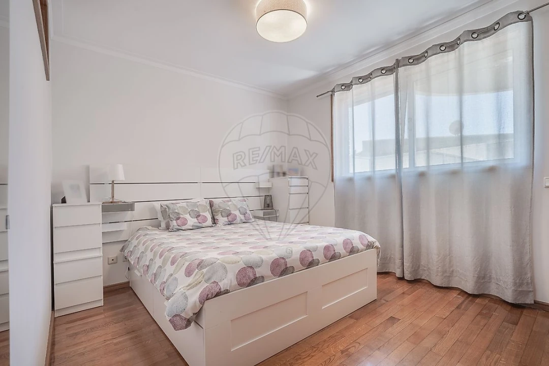Apartamento T1 para Venda em Pedroso e Seixezelo Foto 1