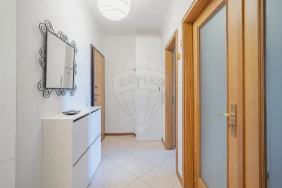 Apartamento T1 para Venda em Pedroso e Seixezelo