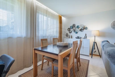 Apartamento T1 para Venda em Pedroso e Seixezelo