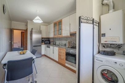 Apartamento T1 para Venda em Pedroso e Seixezelo