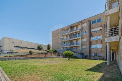 Apartamento T1 para Venda em Pedroso e Seixezelo