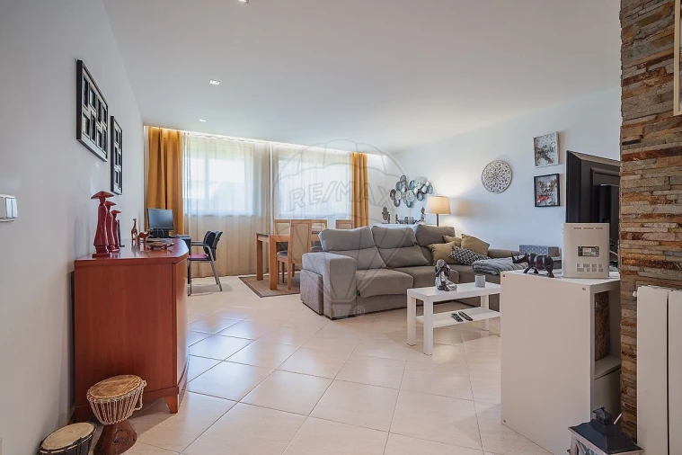 Apartamento T1 para Venda em Pedroso e Seixezelo Foto 2