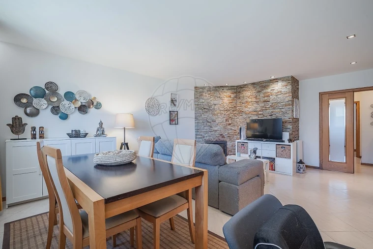 Apartamento T1 para Venda em Pedroso e Seixezelo Foto 4