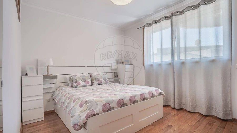 Apartamento T1 para Venda em Pedroso e Seixezelo