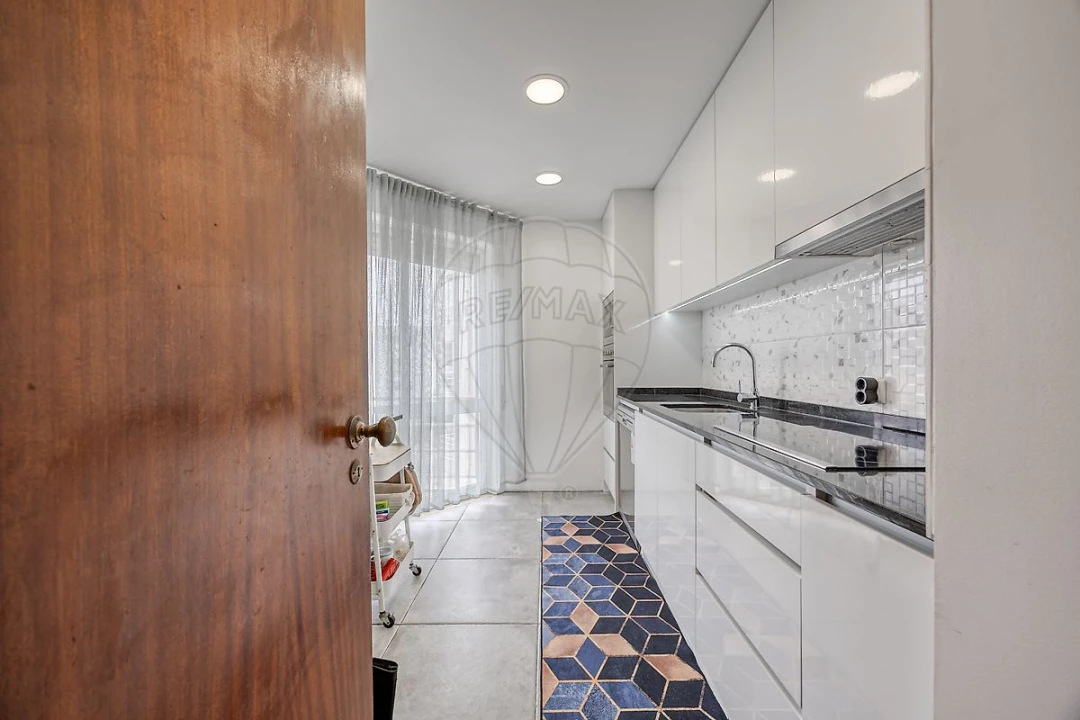 Apartamento T4 para Venda em Custóias, Leça do Balio e Guifões Foto 6