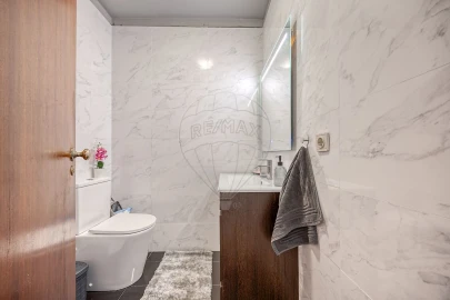Apartamento T4 para Venda em Custóias, Leça do Balio e Guifões