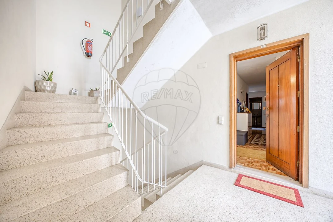 Apartamento T4 para Venda em Custóias, Leça do Balio e Guifões Foto 4