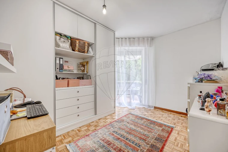Apartamento T4 para Venda em Custóias, Leça do Balio e Guifões Foto 2