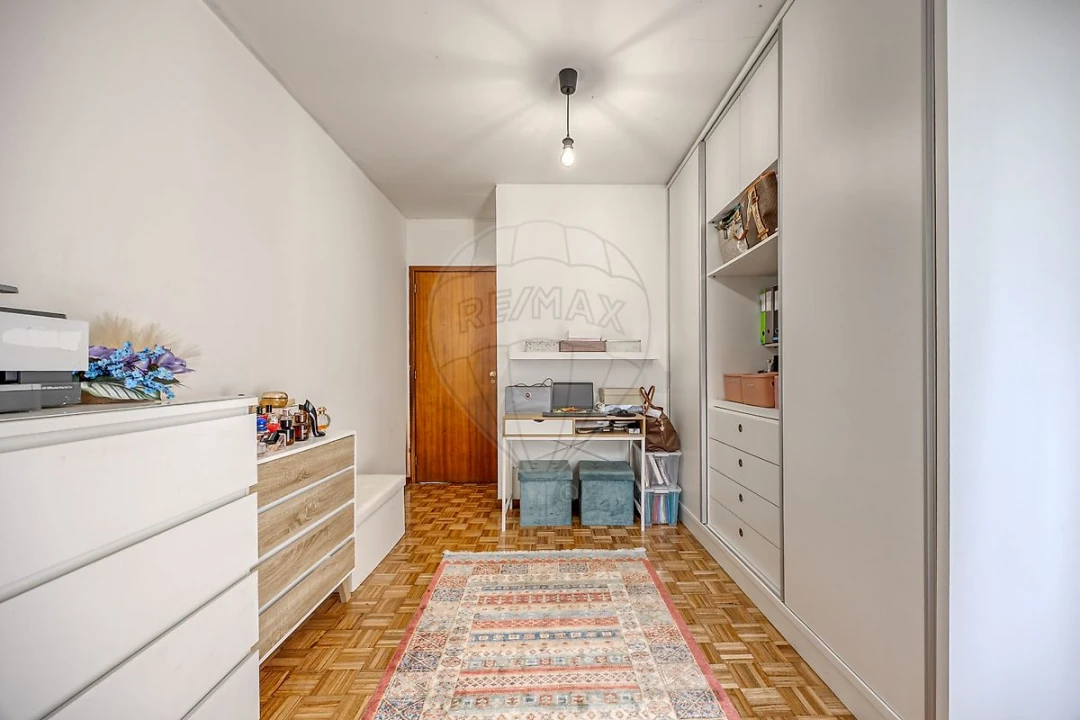 Apartamento T4 para Venda em Custóias, Leça do Balio e Guifões Foto 1