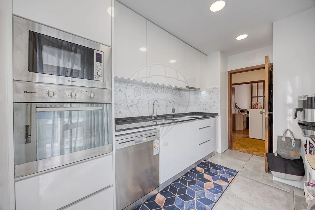 Apartamento T4 para Venda em Custóias, Leça do Balio e Guifões Foto 8