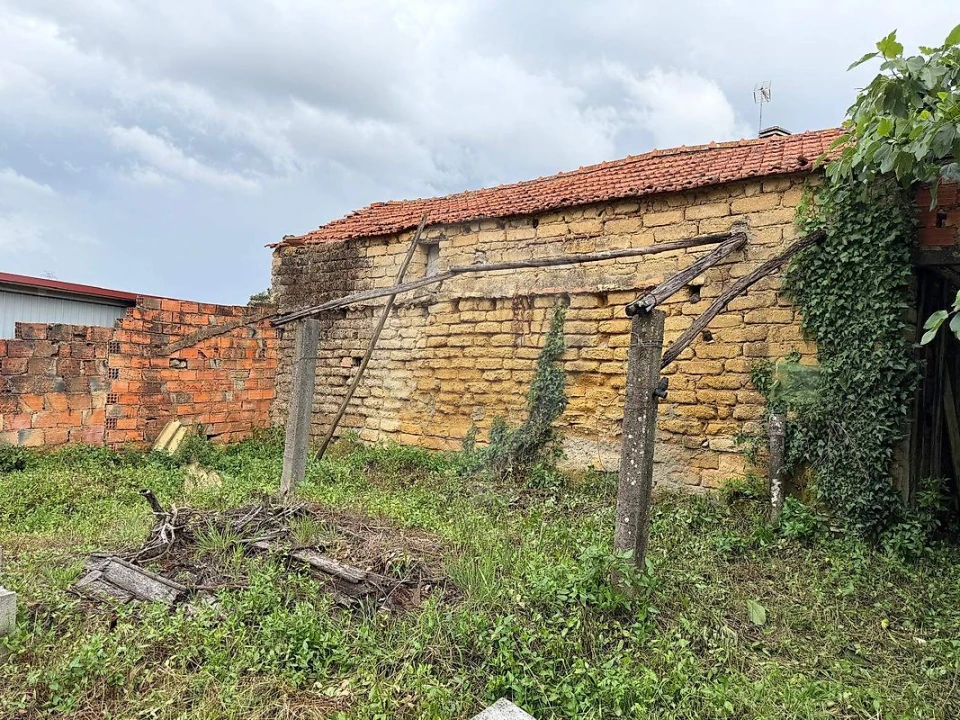 Moradia T3 para Venda em Sepins e Bolho Foto 20