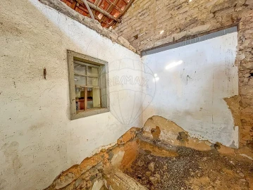 Moradia T3 para Venda em Sepins e Bolho