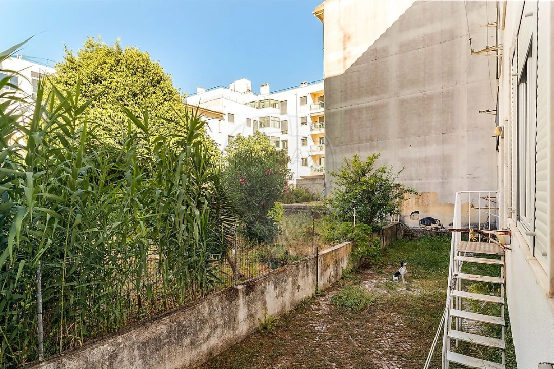 Apartamento T3 para Venda em Cascais e Estoril Foto 1
