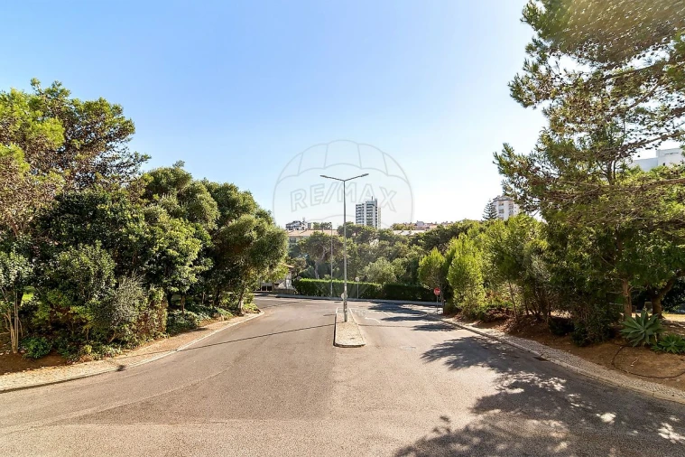 Apartamento T3 para Venda em Cascais e Estoril Foto 2