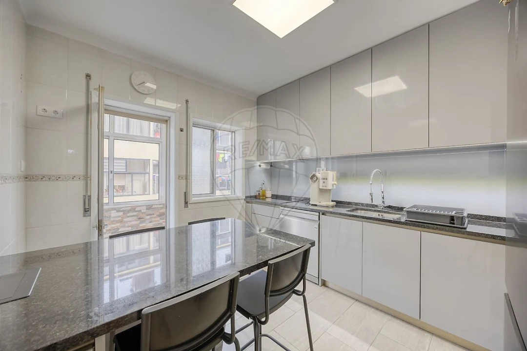 Apartamento T2 para Venda em Oliveira do Douro Foto 20