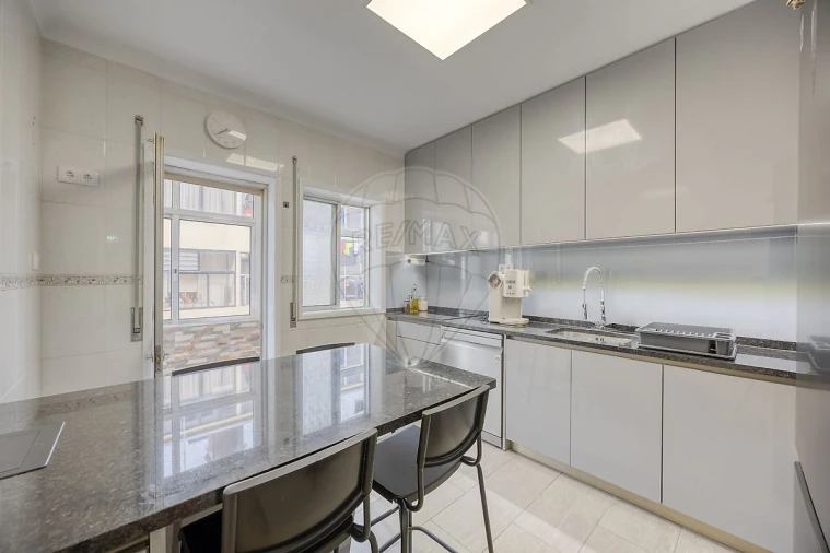 Apartamento T2 para Venda em Oliveira do Douro Foto 20