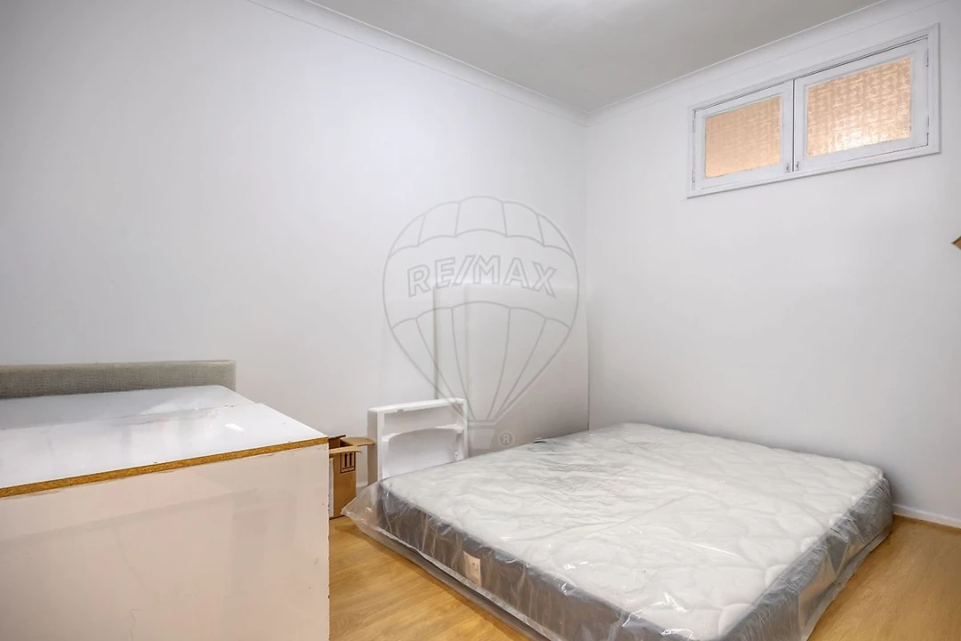 Apartamento T2 para Venda em Oliveira do Douro Foto 9